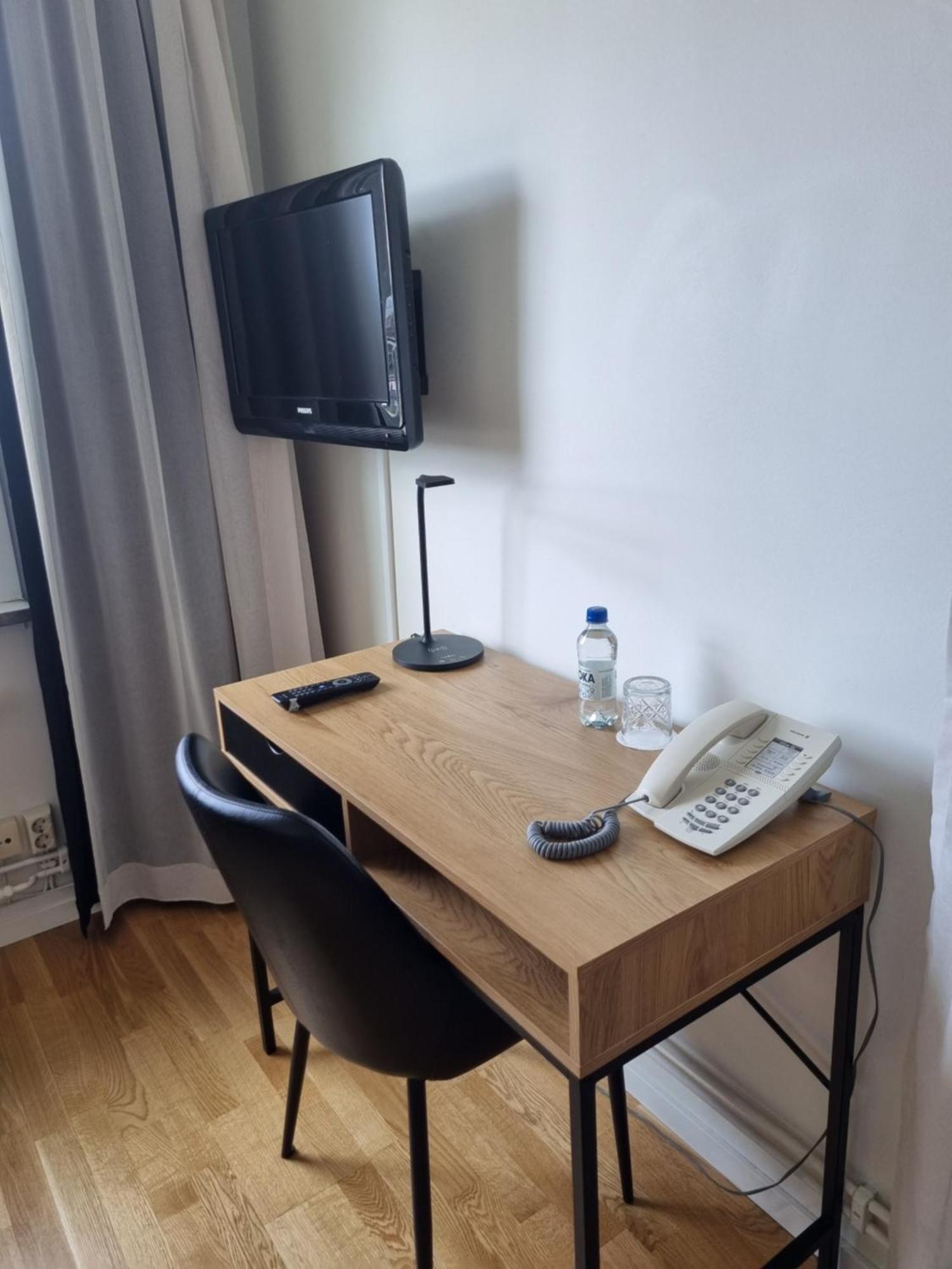 Mjoelby Stadshotell Ngoại thất bức ảnh