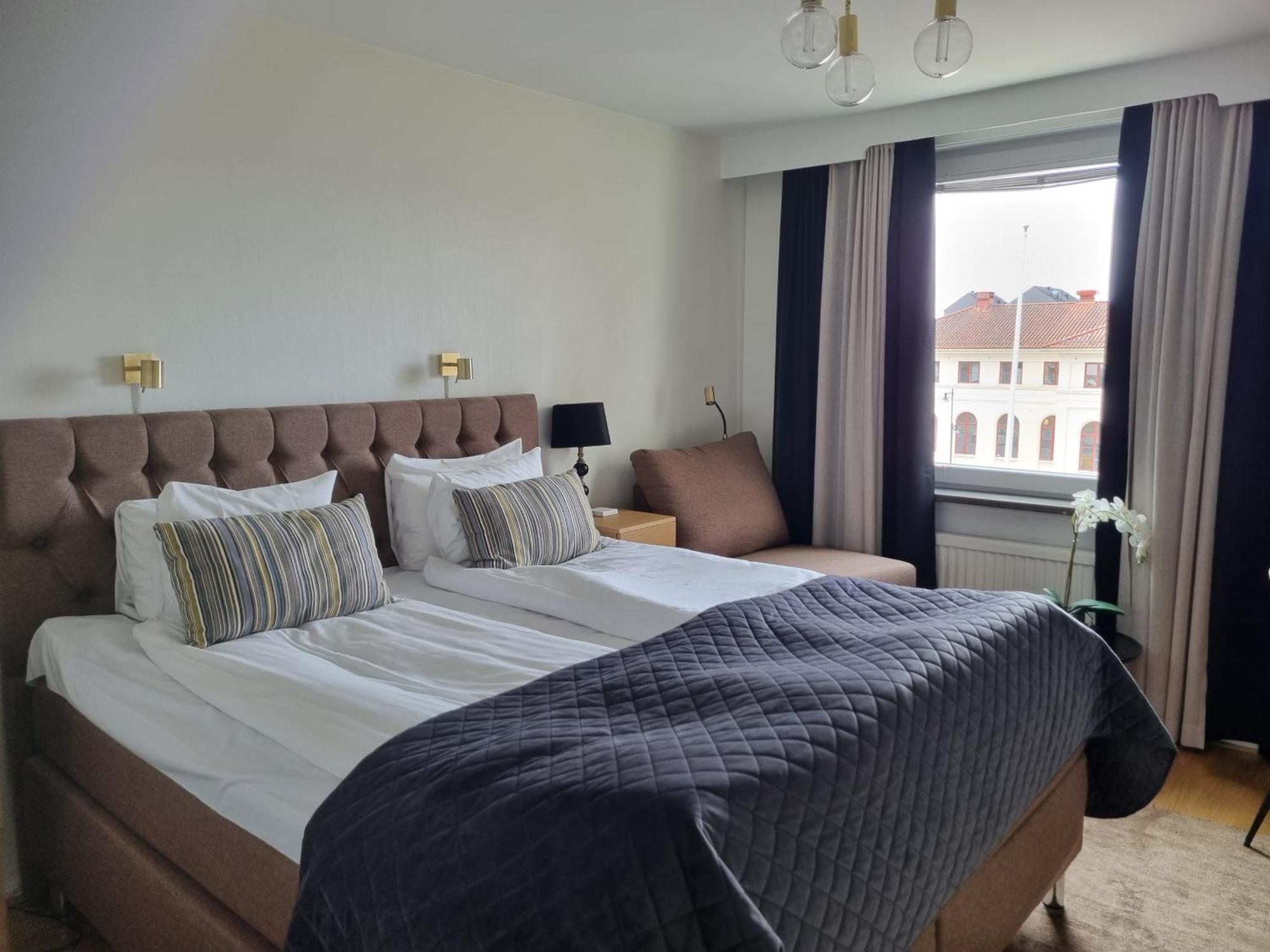 Mjoelby Stadshotell Ngoại thất bức ảnh